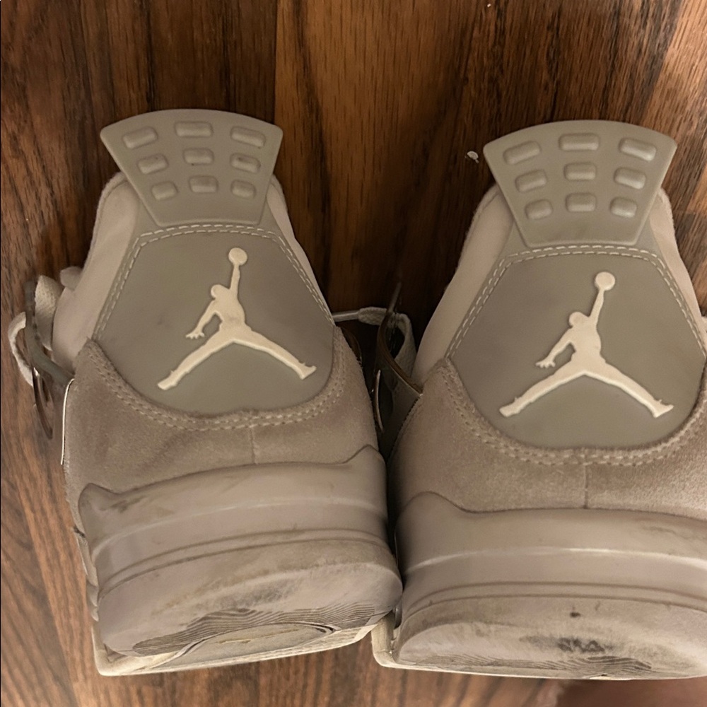 Jordan Retro 4 Frozen Moments Silver/Grey and White